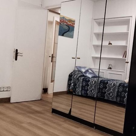 Apartamento Atico Soleado L'Hospitalet de Llobregat Exterior foto