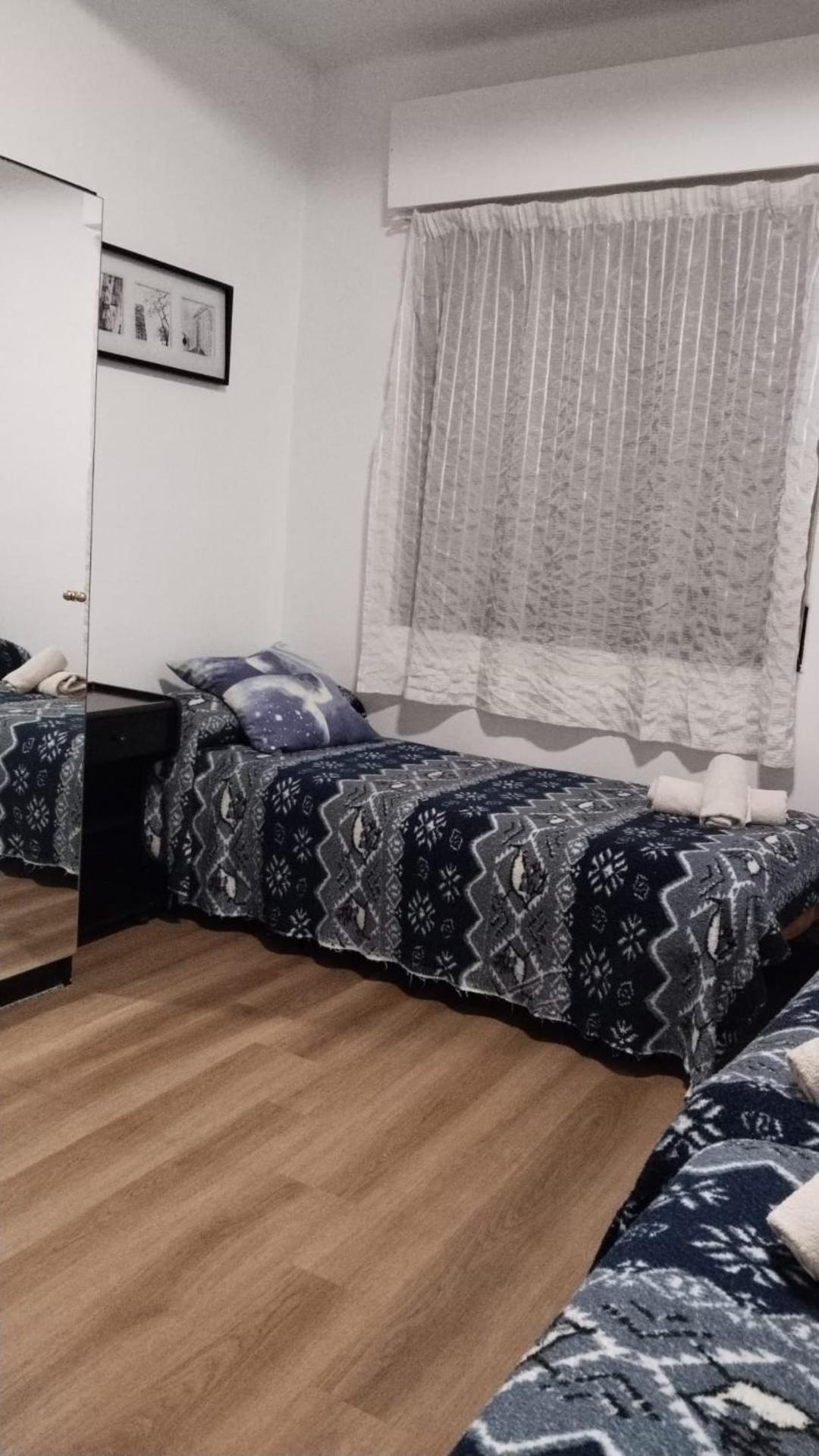 Apartamento Atico Soleado L'Hospitalet de Llobregat Exterior foto