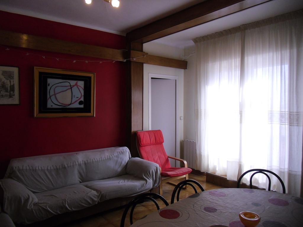 Apartamento Atico Soleado L'Hospitalet de Llobregat Exterior foto