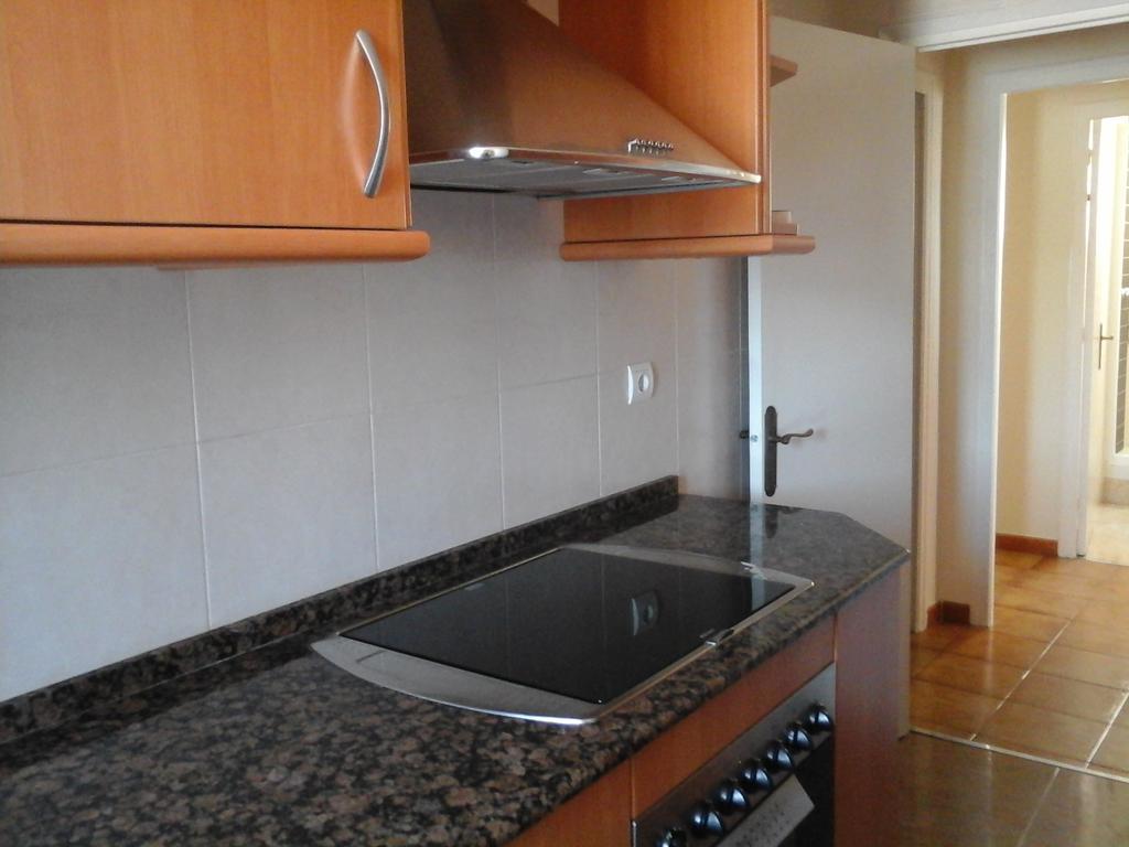 Apartamento Atico Soleado L'Hospitalet de Llobregat Exterior foto