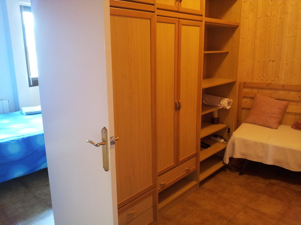 Apartamento Atico Soleado L'Hospitalet de Llobregat Habitación foto